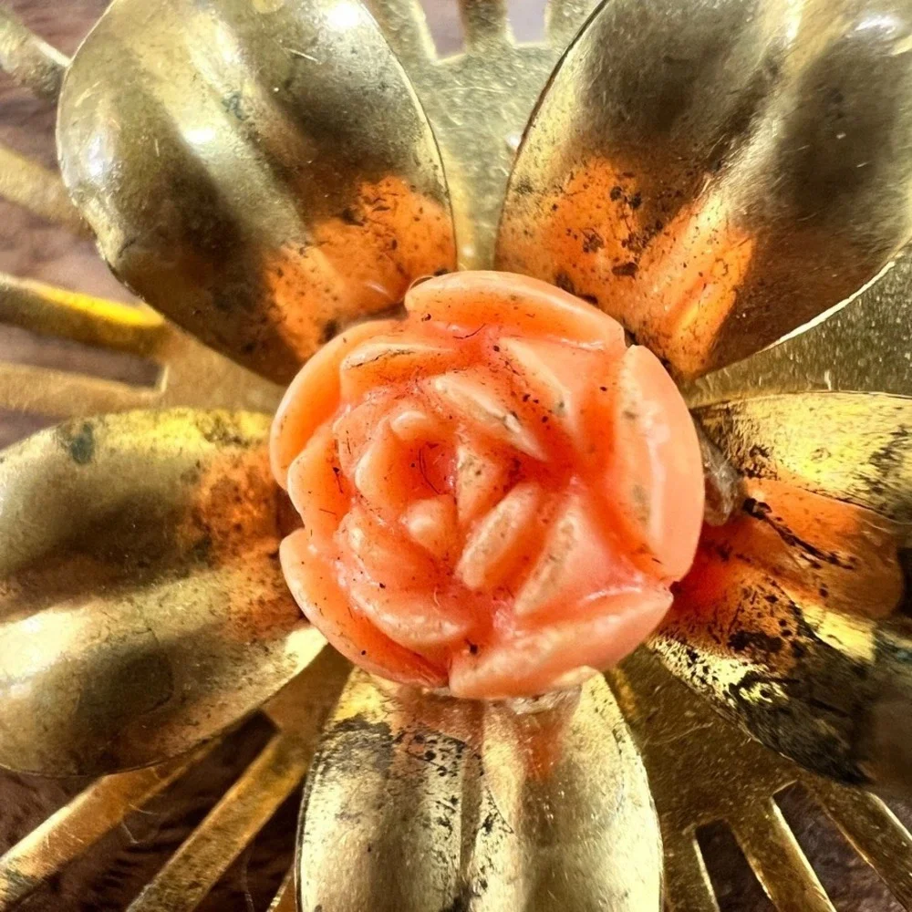 Atomic 1950s Sunburst Flower Brooch Gold Tone‎ Coral Rose